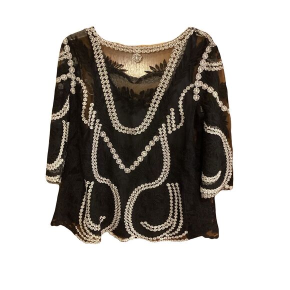 Sheer Top Women’s Black White Embroidered 3/4 Sleeve Blouse Sz M - Picture 2 of 6